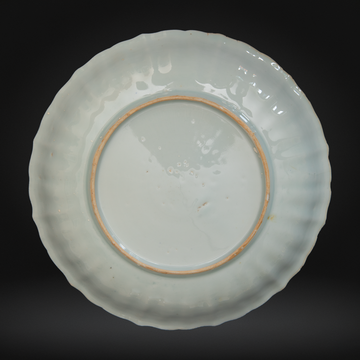 Chinese Imari Porcelain Dish, Kangxi Period - Lobed & Barbed Rim