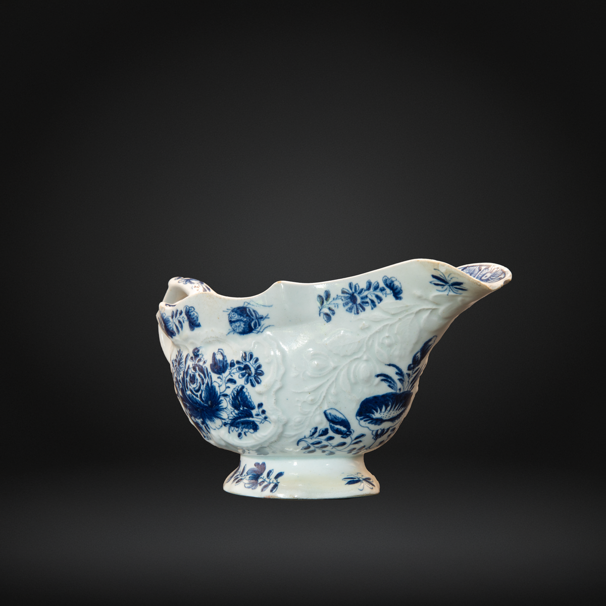 mid 18th century English porcelain sauceboat