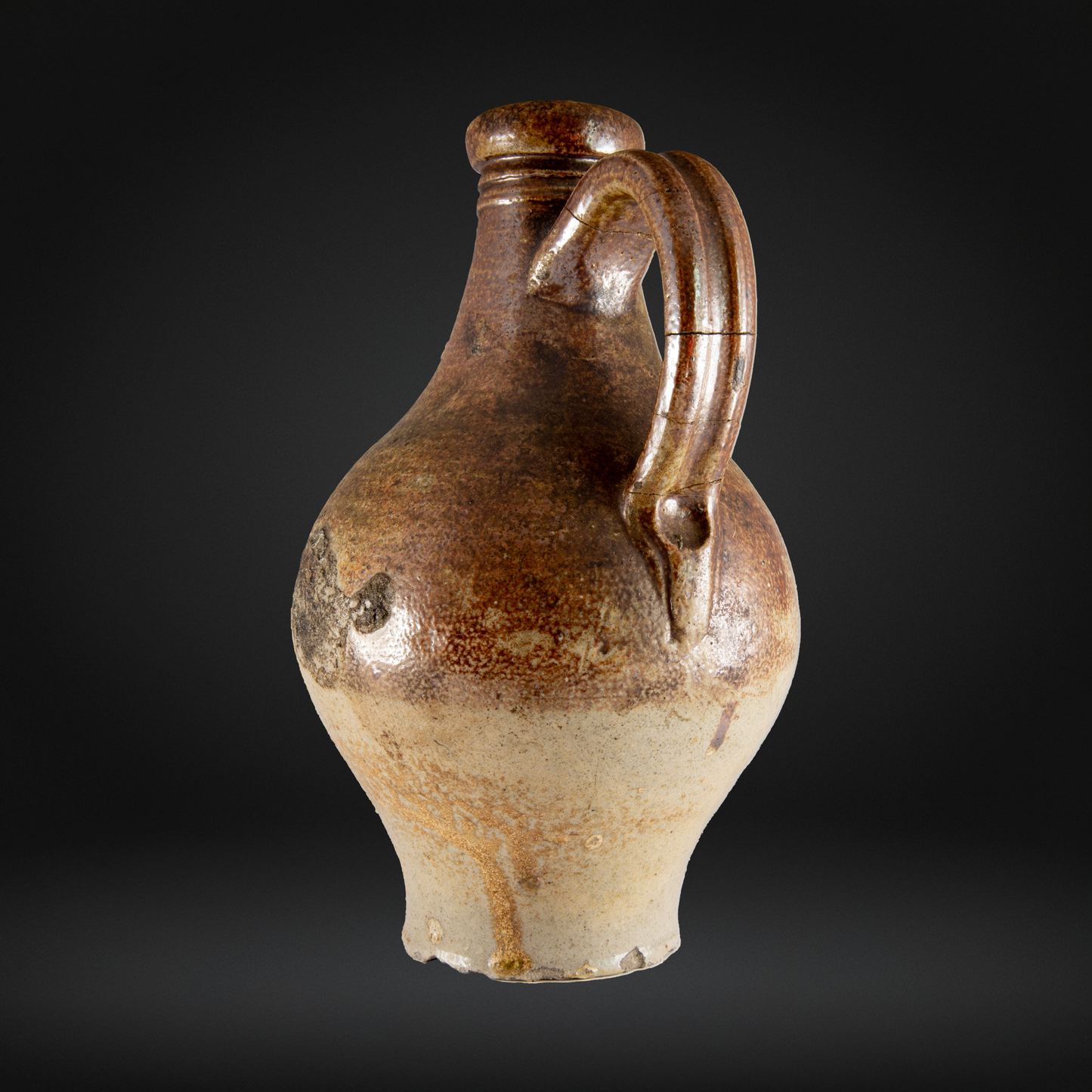 John Dwight, London Fulham Pottery - Salt Glazed Bottle