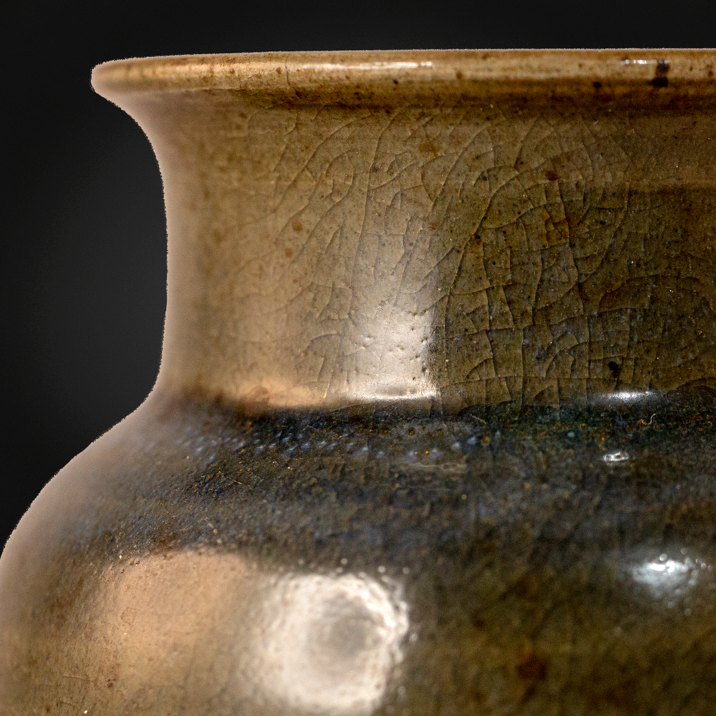 Shoji Hamada (1894-1978) for Leach Pottery 1920-22, Yuan Jun Yao Glaze Censor